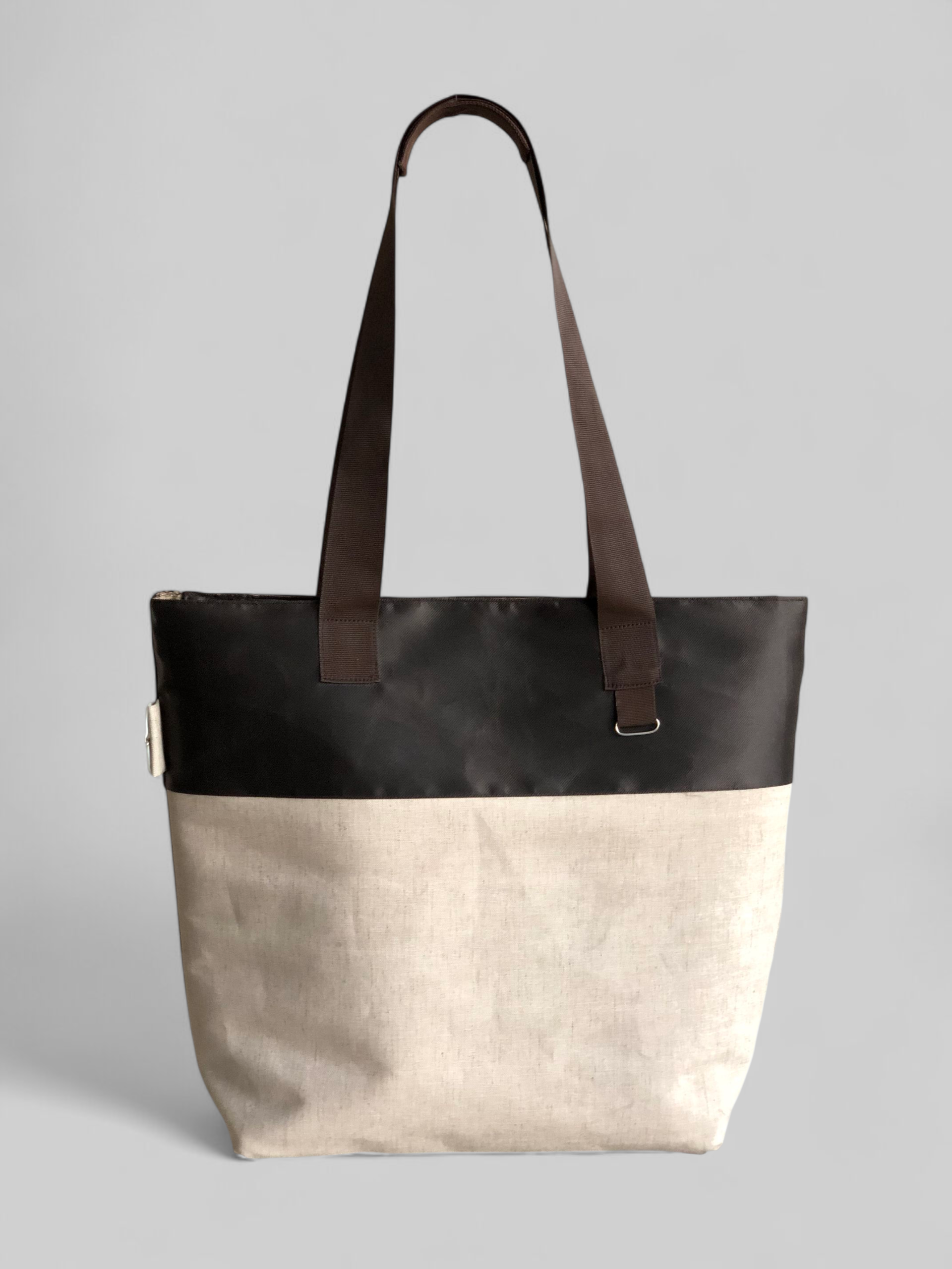 Women D825 Antique Birch Upside Tote bag