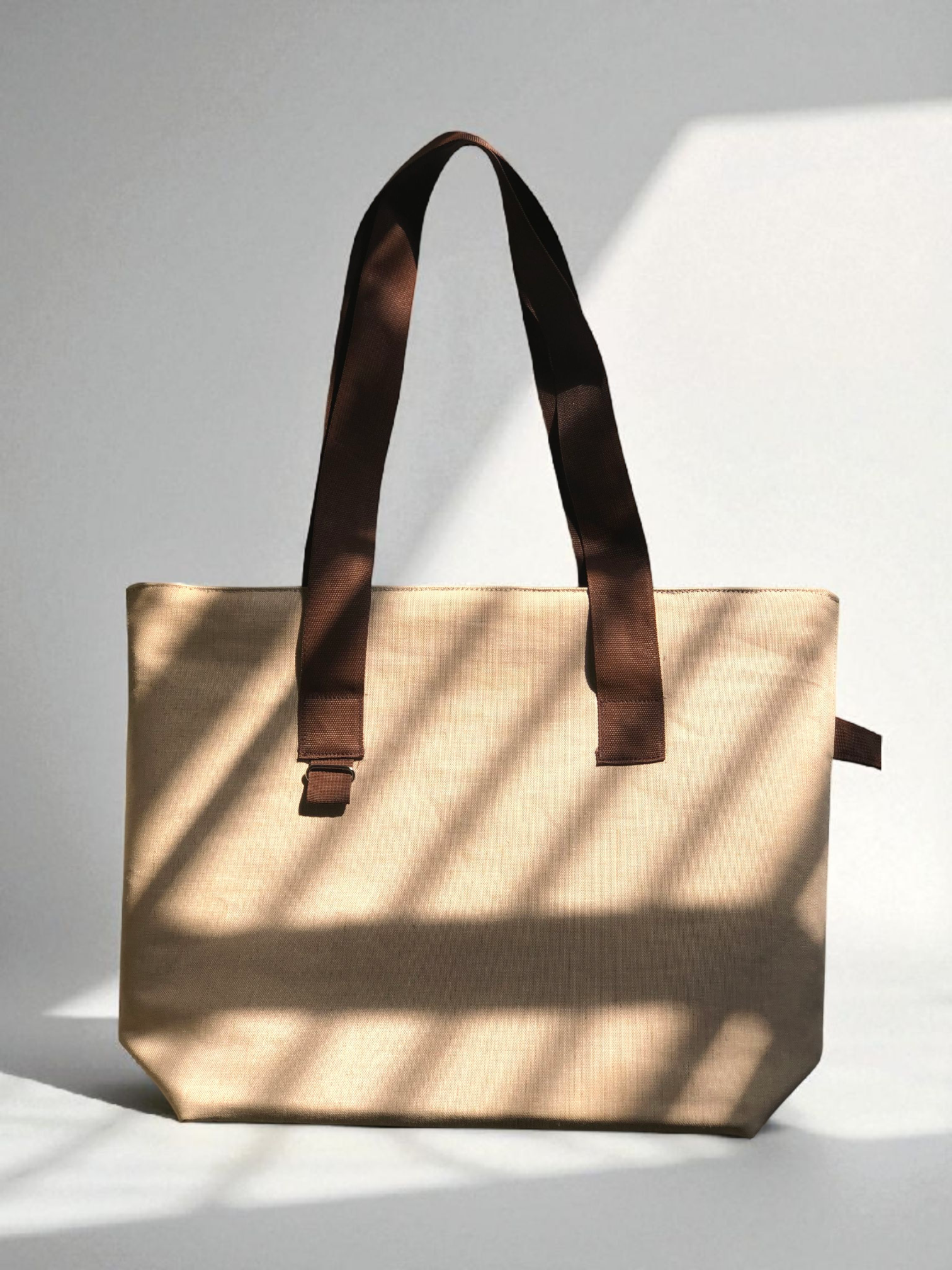 Women D258 Antique White Tote Bag